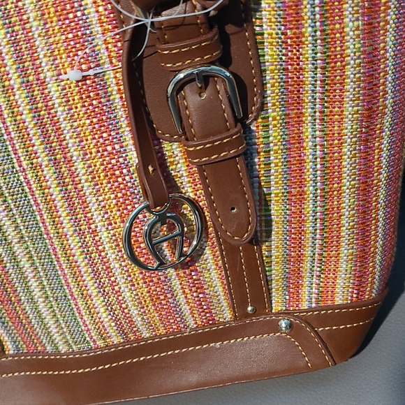 New without tags. Etienne Aigner Straw leather shoulder bag  . - Picture 2 of 9